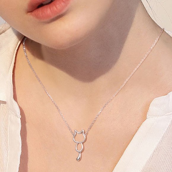 Adorable 925 Sterling Silver Cat Necklace with Swinging Tail - Kitty Lovers Gift - Picture 3 of 5